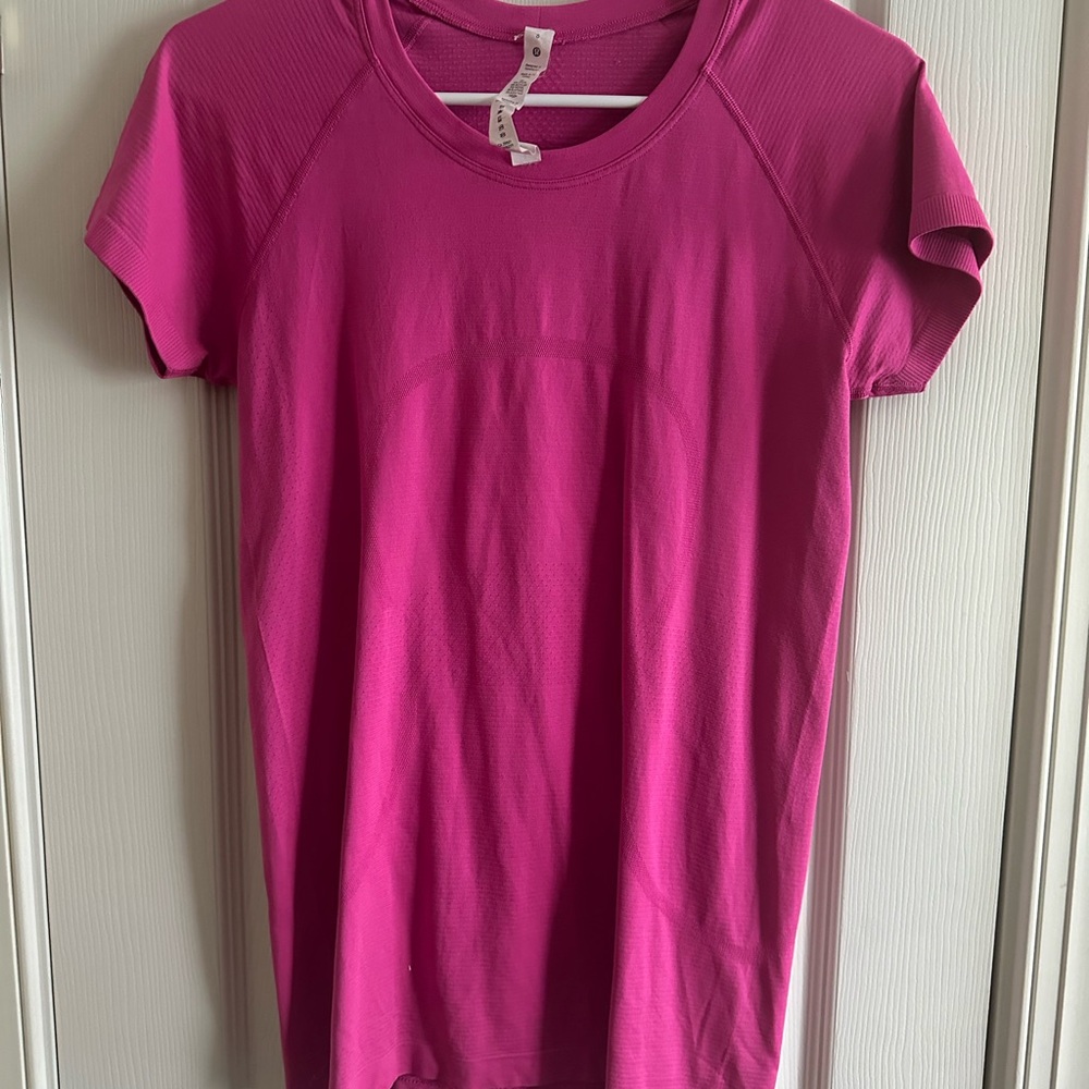 Lululemon pink swiftly
